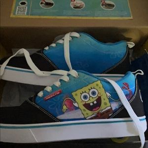 NEVER WORN spongebob heely’s men size 7/women’s 8